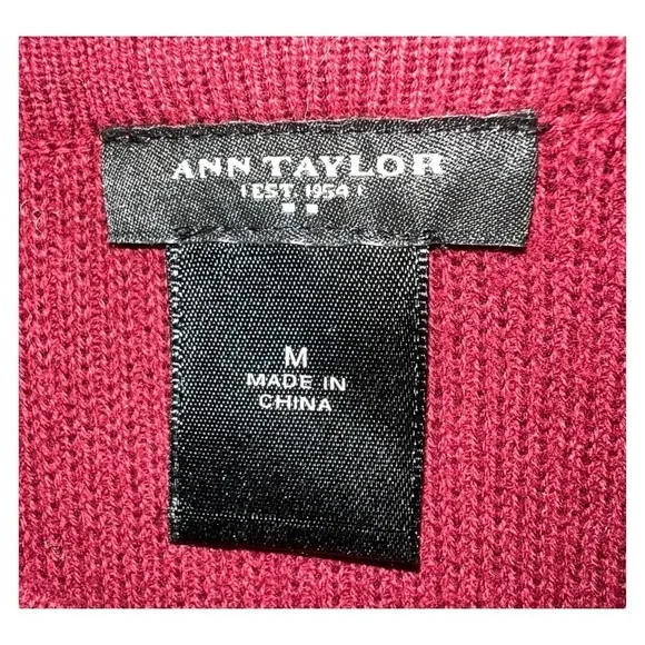 Ann Taylor - Burgundy Cardigan Sweater - Trim Detail Front Pockets - Size Medium - Picture 7 of 8